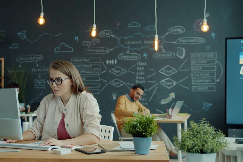 Analyse des chiffres de l’IA générative en entreprise sur un écran