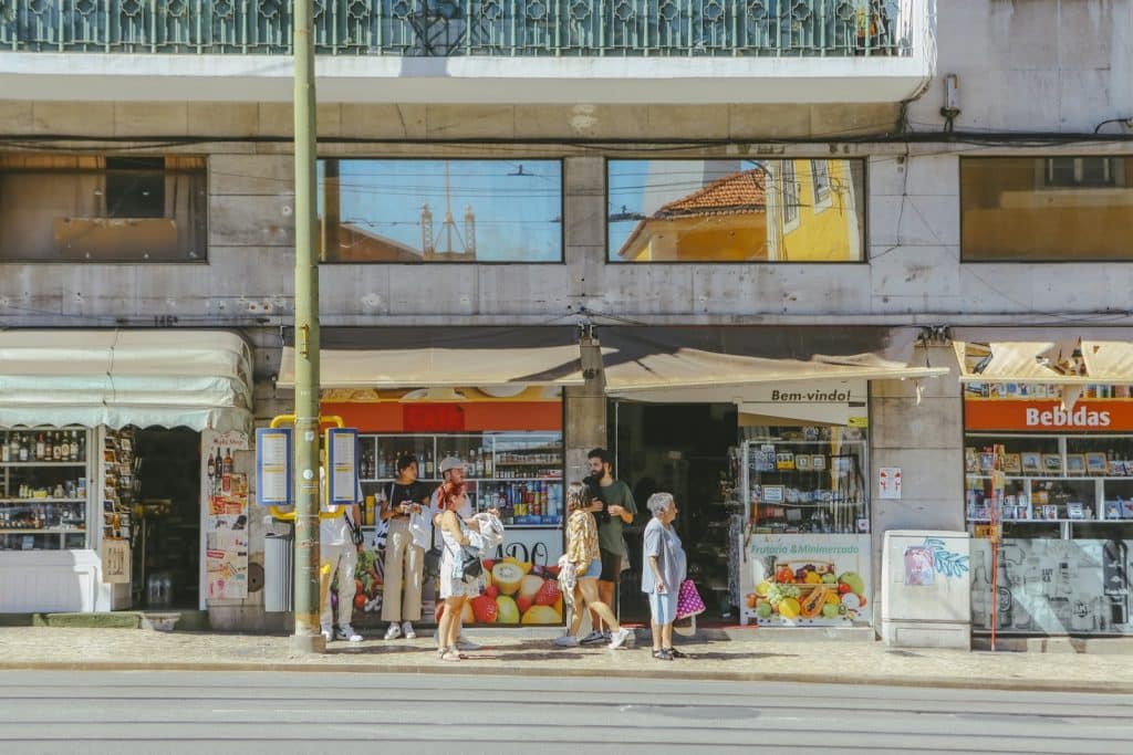 Clients attirés en boutique grâce à Instagram pour les commerçants